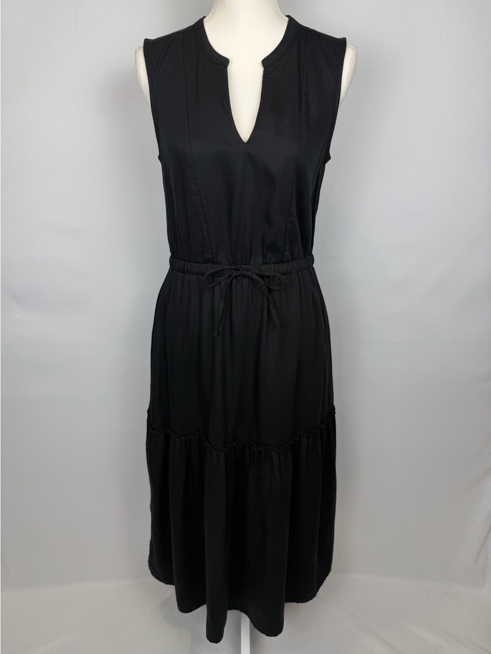 Lands’ End Lyocell Black Tiered Midi Dress Sleeveless Pockets Small Travel